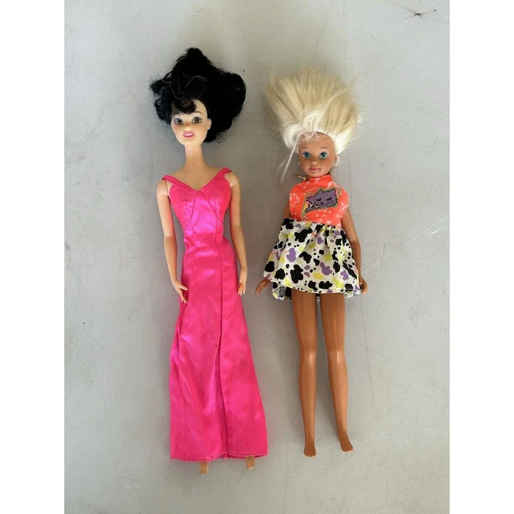 Vintage Doll Lot Pet Pals Courtney Mattel 1987 Disney Electronic Fashion Dolls